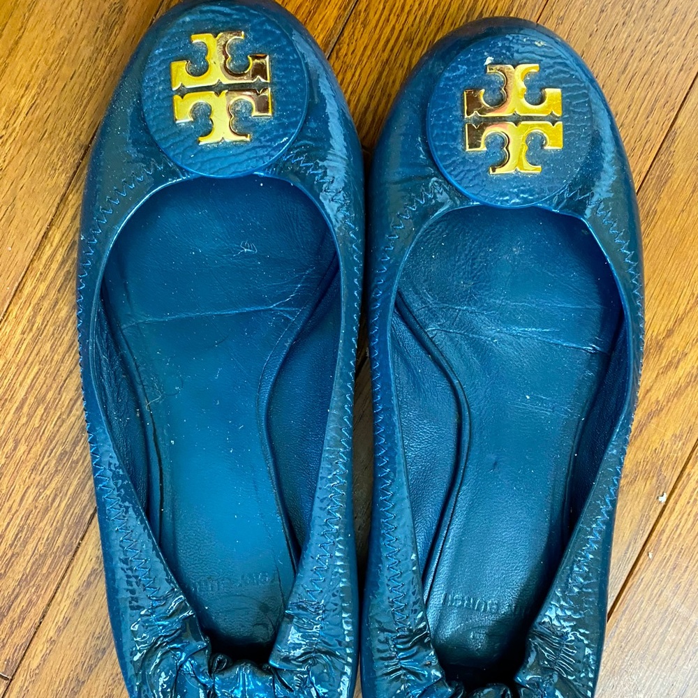 Gently used Tory Burch loafer